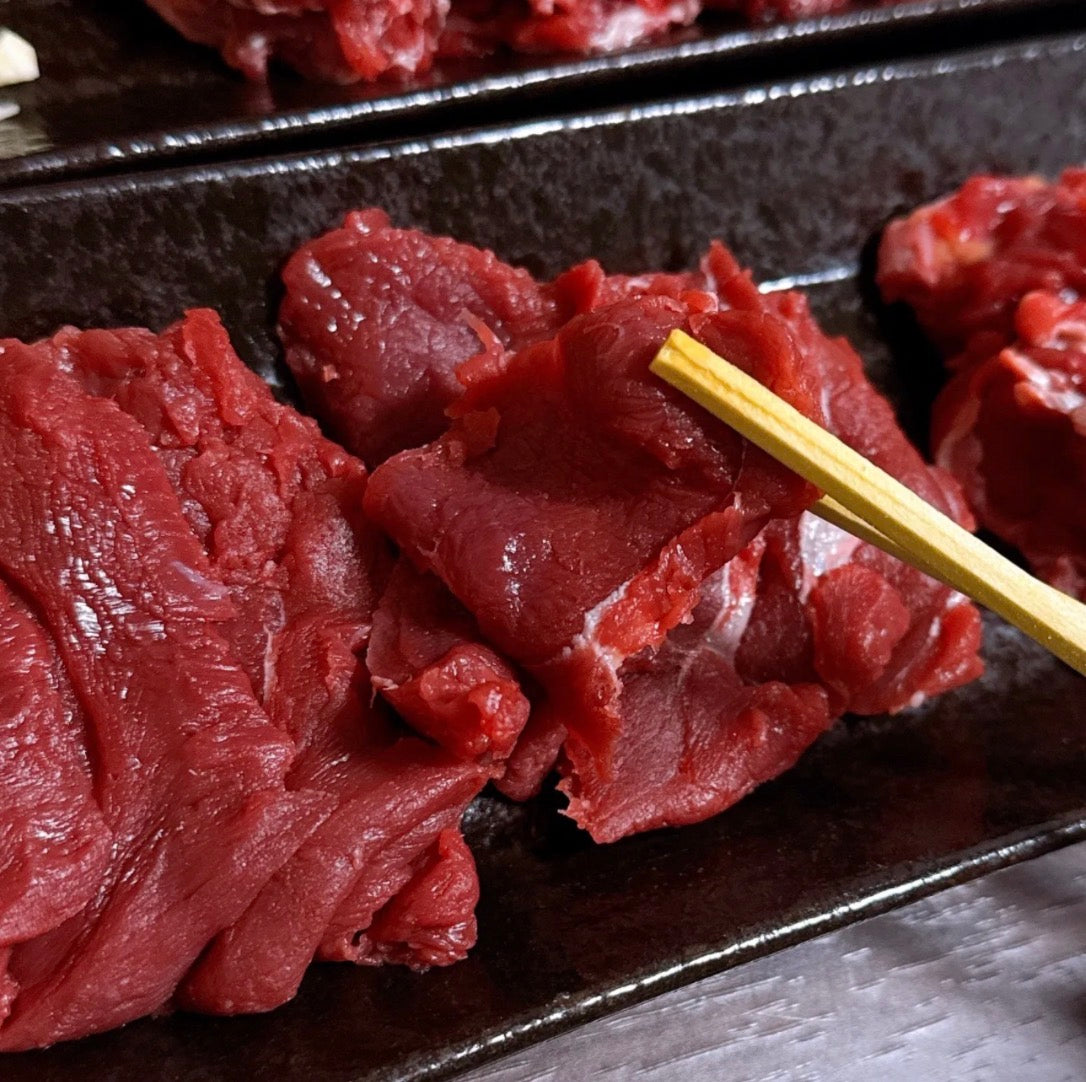 【ガッツリ筋ありだが旨味濃】コスパ爆烈！赤身馬刺し 1kg・2kg・3kg