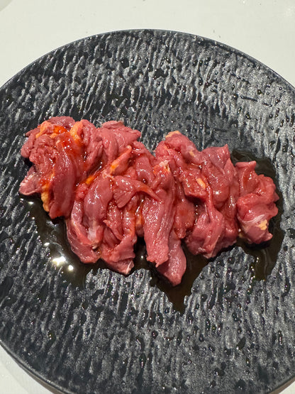 【ガッツリ筋ありだが旨味濃】コスパ爆烈！赤身馬刺し 1kg〜